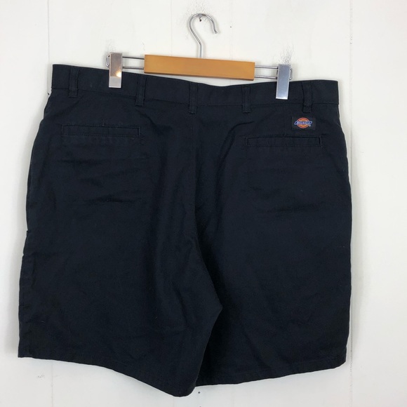 Dickies Women’s 8” Cargo Shorts Sz 18 - Picture 4 of 9